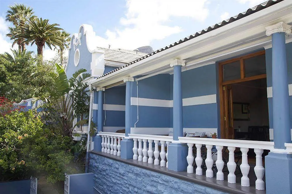 Guest house The Blue House Guesthouse Cape Town